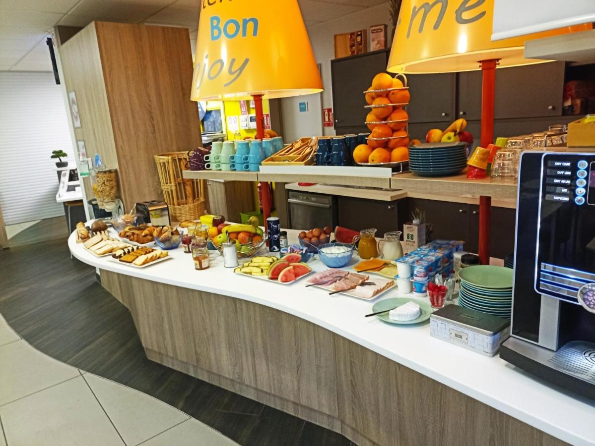 First Inn Hotel Paris Sud Les Ulis Exterior photo