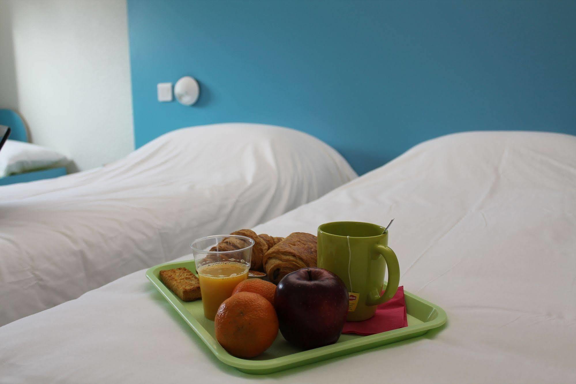 First Inn Hotel Paris Sud Les Ulis Exterior photo