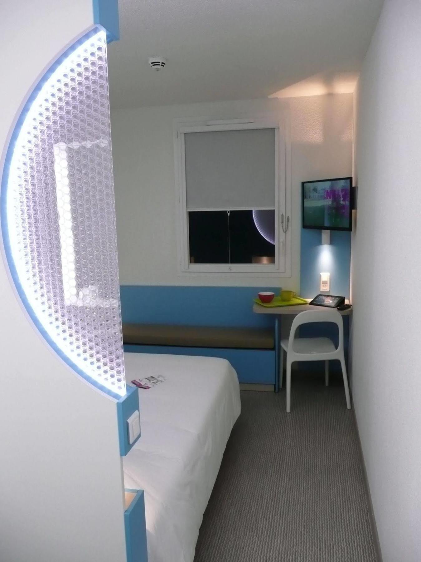 First Inn Hotel Paris Sud Les Ulis Exterior photo