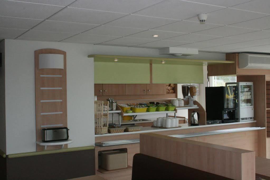 First Inn Hotel Paris Sud Les Ulis Exterior photo
